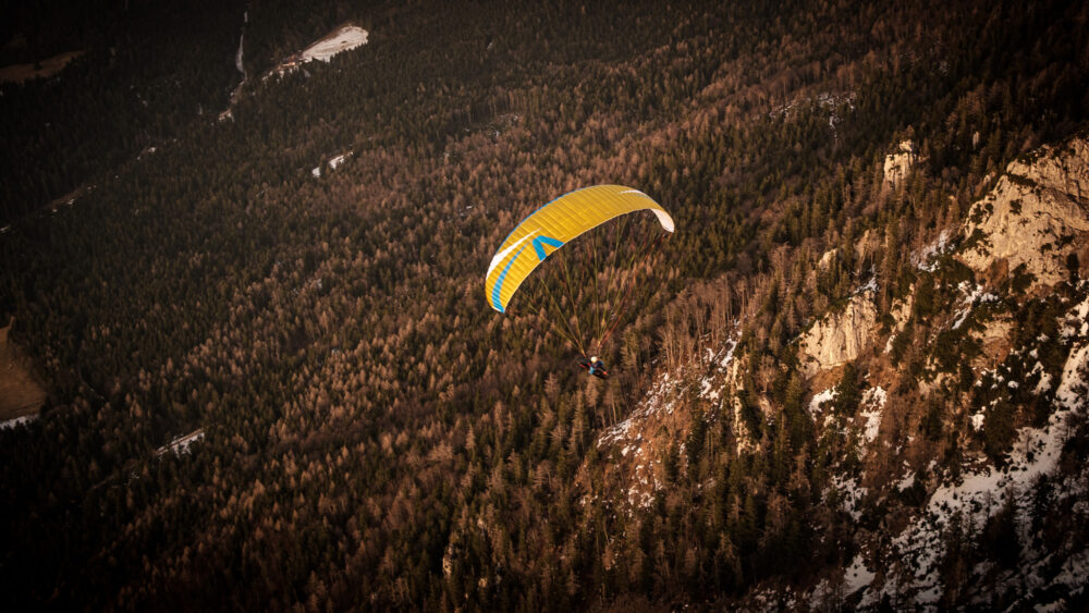 Gleitschirmflieger im Chiemgau